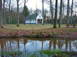 Kerst Wandelcafé Oirschot. Beerze & Kapel van de Heilige Eik. Wandelen Singles 40+ 50+ 60+