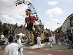 Brabanse Dag Heeze, de grootste theaterparade van het jaar!