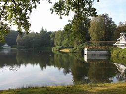 Koningsdag wandeling Paleispark Het Loo Apeldoorn 8km.