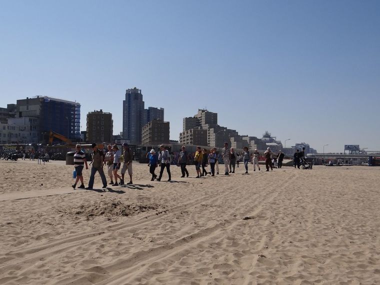 Wandelen strand en duinen Scheveningen