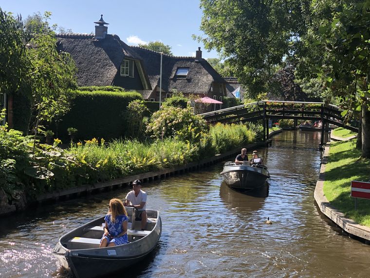Zomerweekend Giethoorn met singles. VOL.