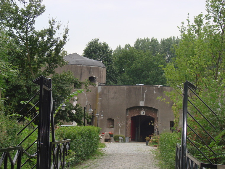 Wandelcafé Utrechtse Forten. Met muziek en bezoek fort!