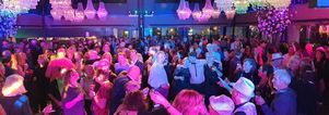 XL Oud & Nieuw Singlesfeest met diner.