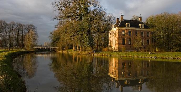 Wandelcafé Utrecht. Amelisweerd. Wandelen singles 40+ 50+ GAAT NIET DOOR