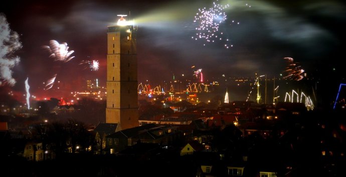 Oud & Nieuw op Terschelling. Singleweekend, zeilen, wandelen & feest in West! Met Single Events.