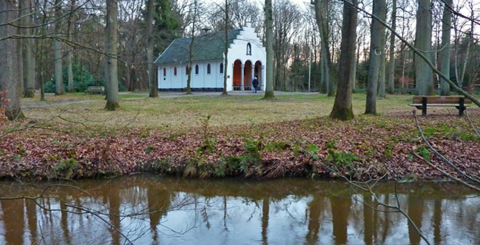 Kerst Wandelcafé Oirschot. Beerze & Kapel van de Heilige Eik. Wandelen Singles 40+ 50+ 60+