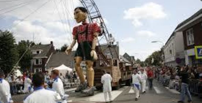Brabanse Dag Heeze, de grootste theaterparade van het jaar!