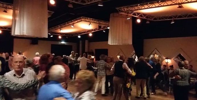 de Danssalon De Bilt. Kom dansen, spreek af met singles