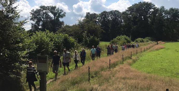 SE Wandelen Landgoed Voorstonden Brummen GAAT DOOR met singles & lunch Eerbeek.