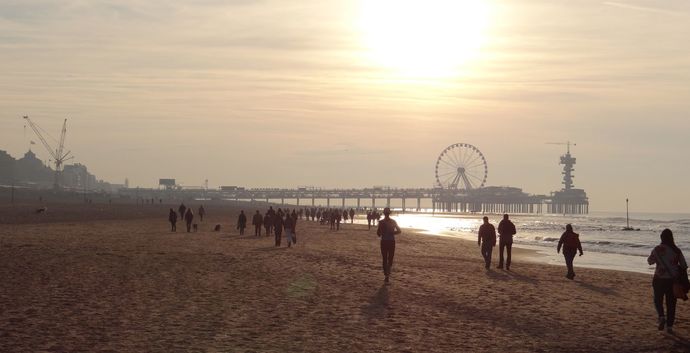 Wandelen strand en duinen Scheveningen