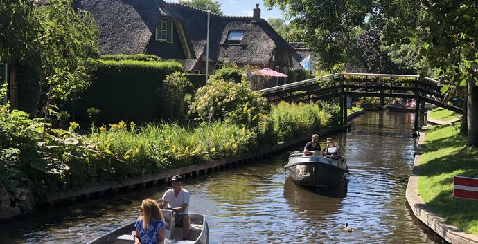 Zomerweekend Giethoorn met singles. VOL.
