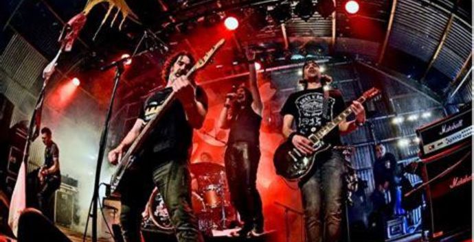 Concert coverband Slash N Roses