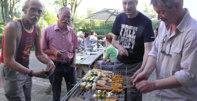 Single Summer Barbecue Nuenen GAAT NIET DOOR! FEEST WEL!